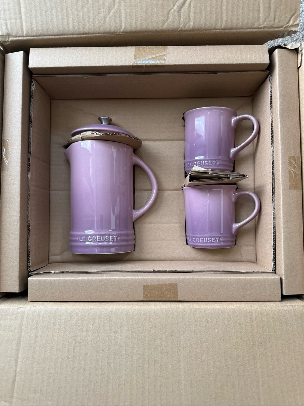 Le Creuset Mauve Ceramic French Press Set with Pitcher and Two 14 oz. Mugs - Picture 5 of 6